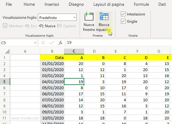 clicca su Blocca riquadri